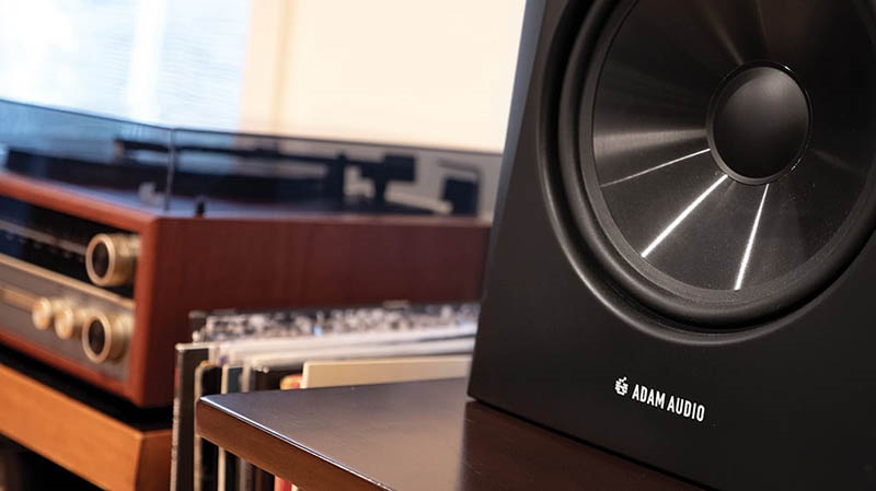 chất âm của Loa Adam Audio T8V