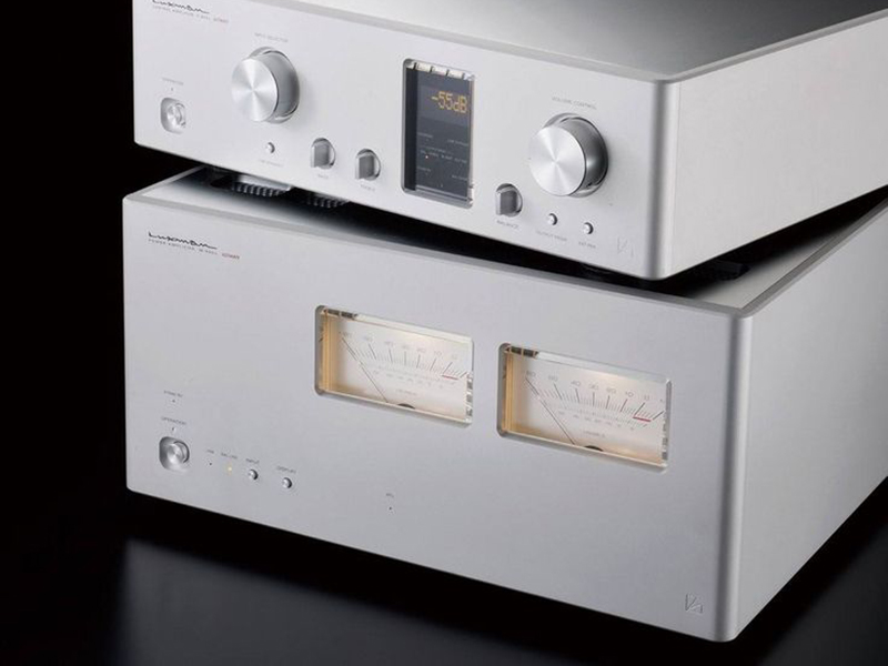 Power Amply Luxman M-900U giá 