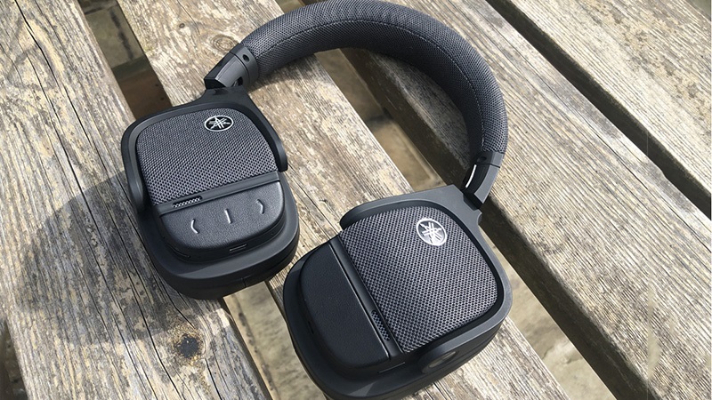 Yamaha YH-L700A cho chất âm tuyệt vời