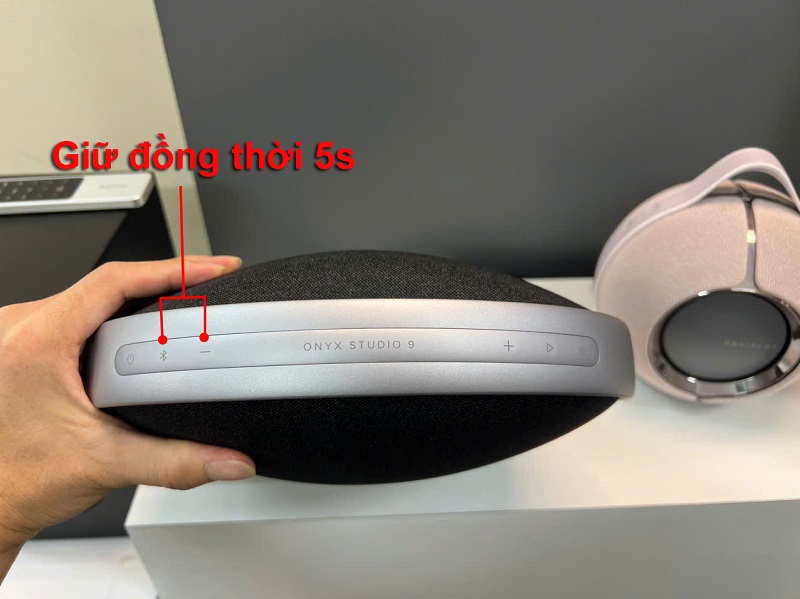 [Hướng Dẫn] Reset loa Harman Kardon Onyx Studio 9